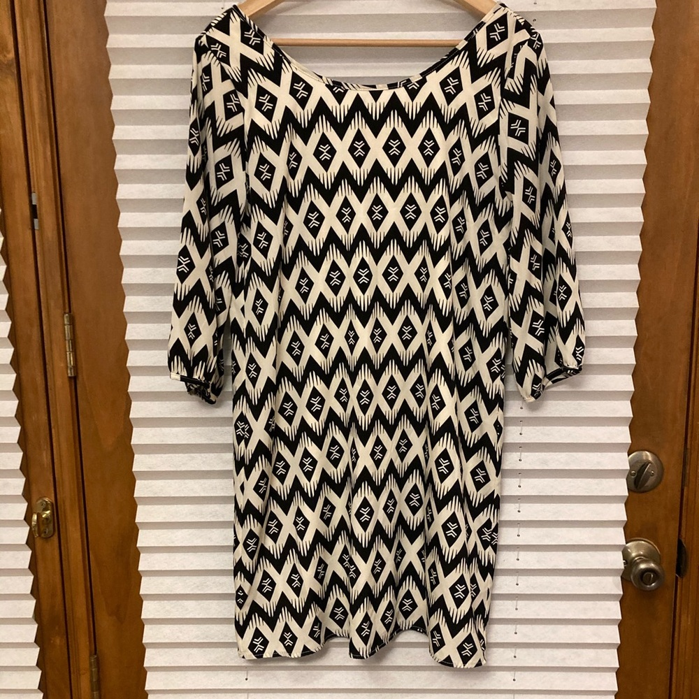 Black and White mod dress